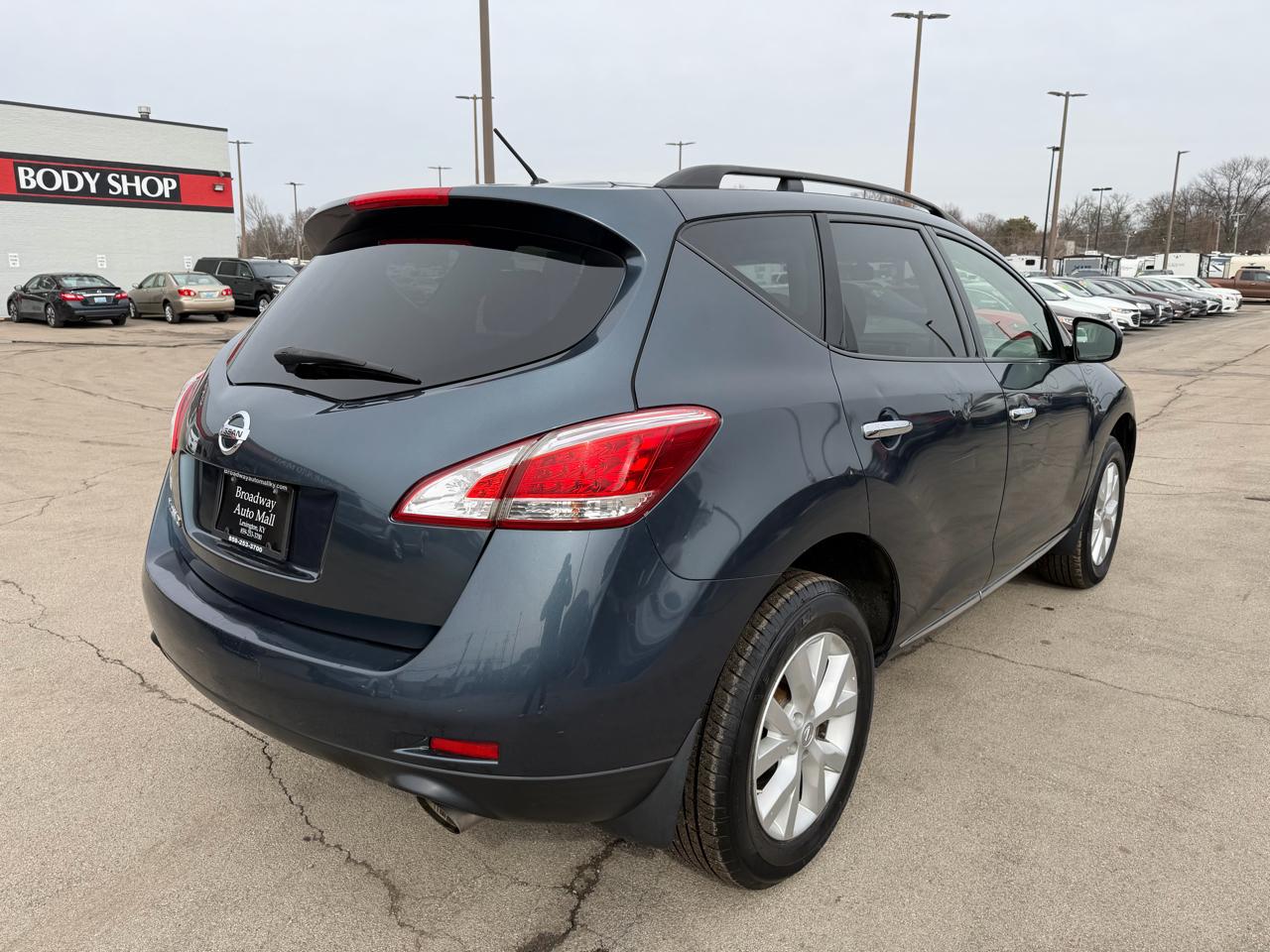 Nissan Murano LE 2014