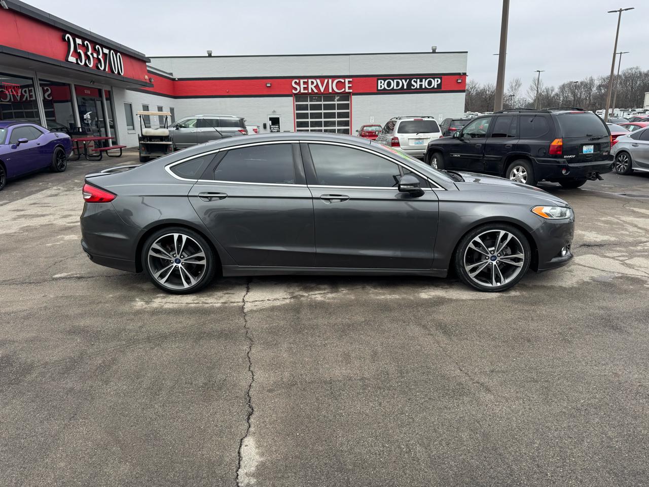 Ford Fusion Titanium FWD 2017