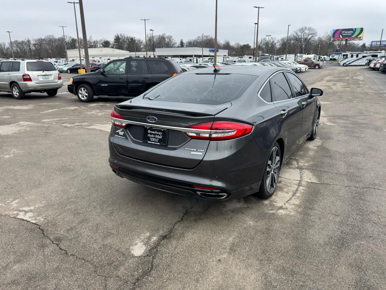 Ford Fusion Titanium FWD 2017