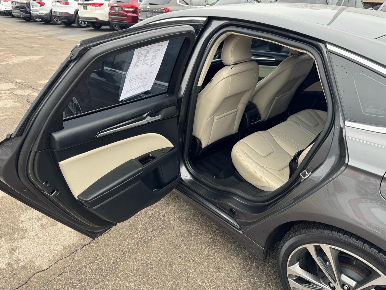 Ford Fusion Titanium FWD 2017