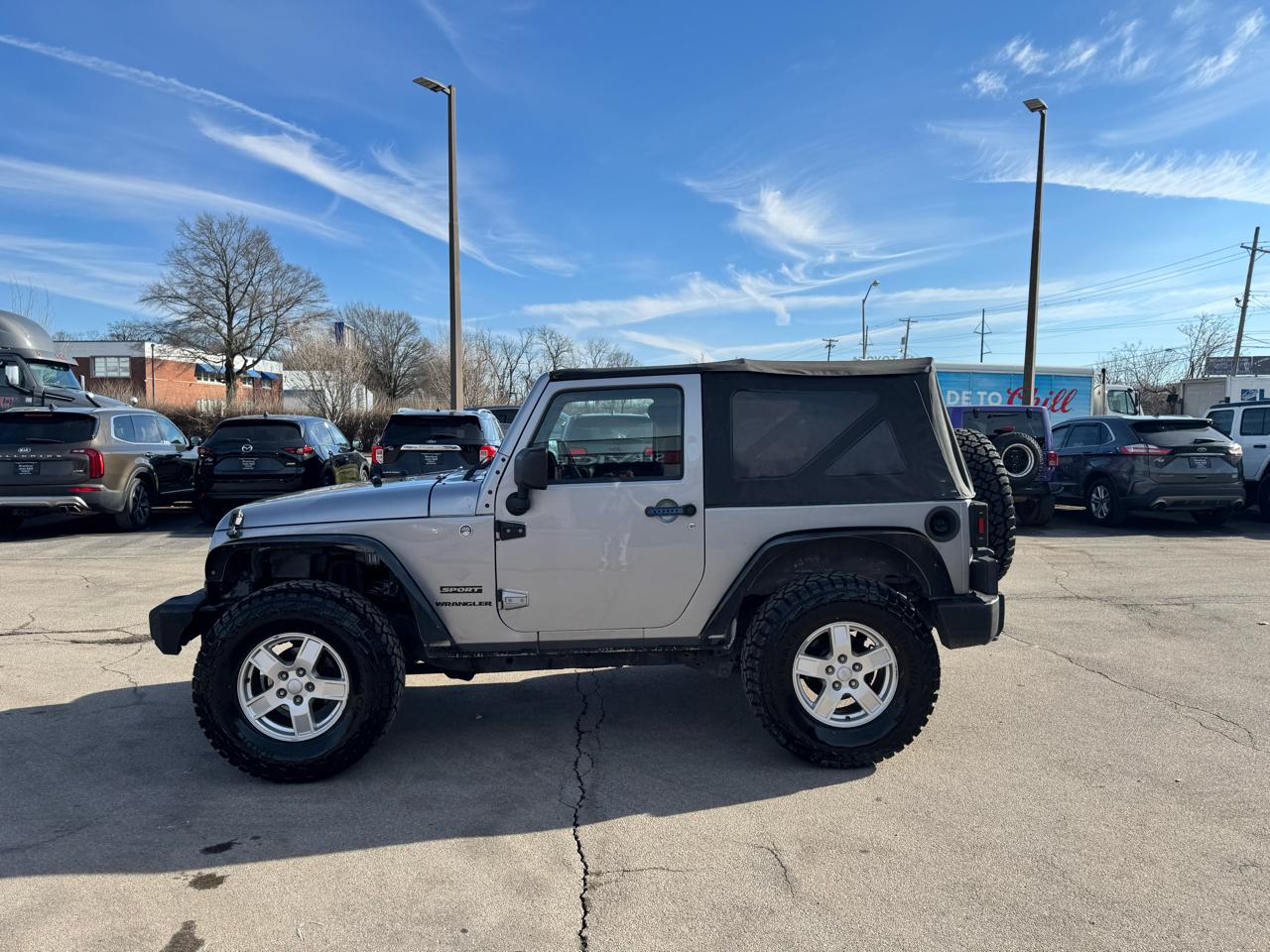 Jeep Wrangler 4WD 2dr Sport 2013