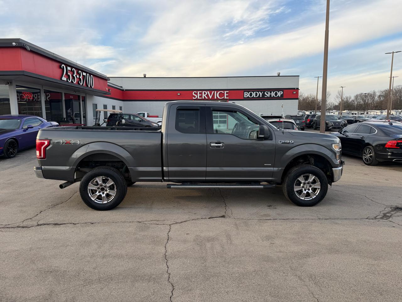 Ford F-150 4WD SuperCab 145" XLT 2015