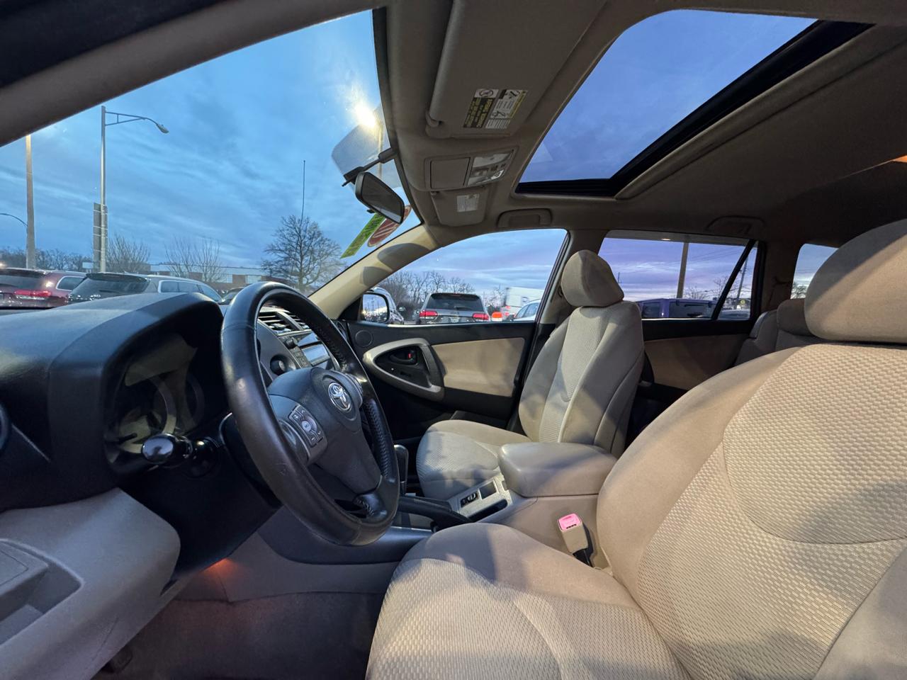 Toyota RAV4 4WD 4dr 4-cyl Limited (Natl) 2007