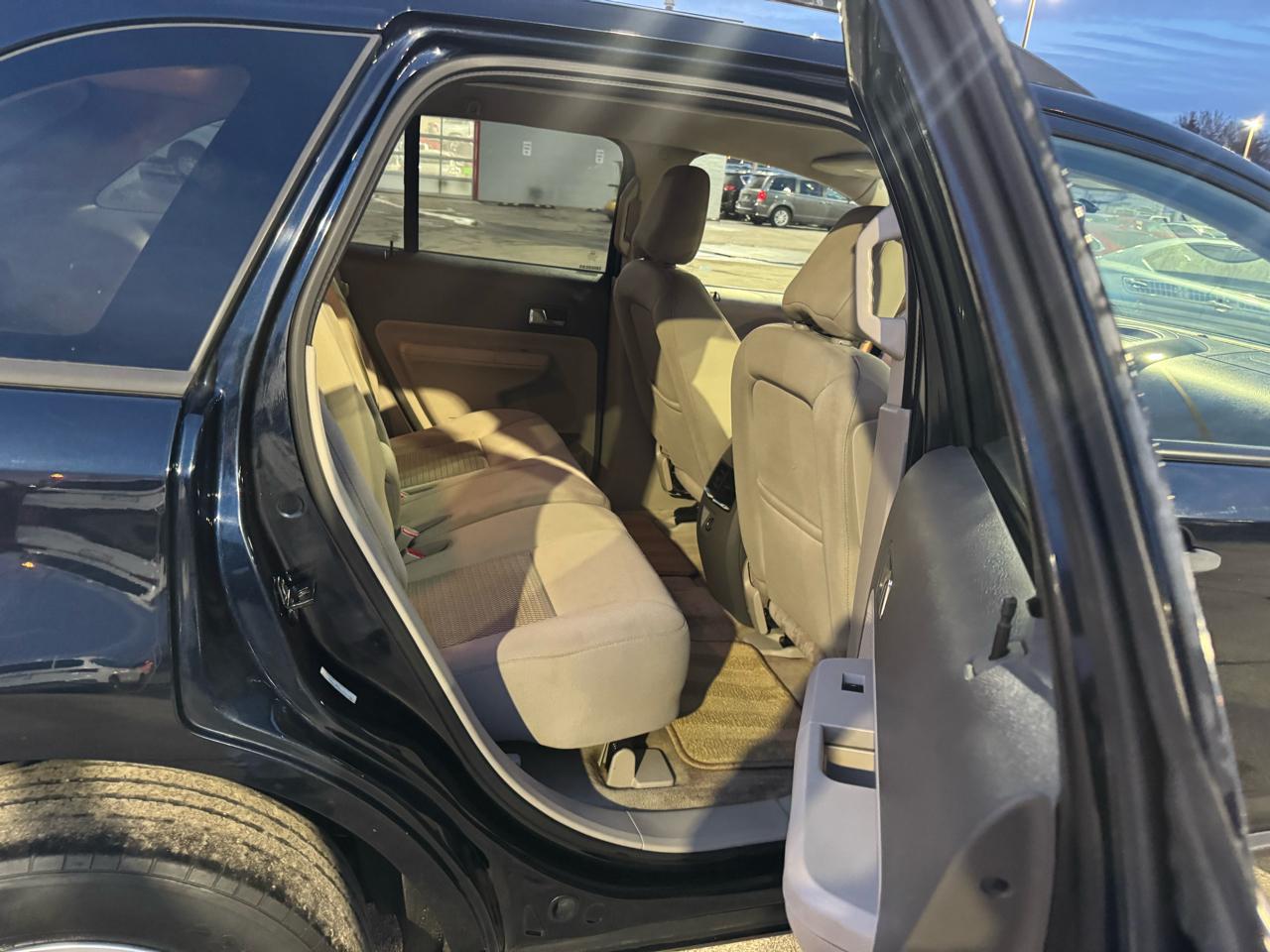 Ford Edge 4dr SE FWD 2010