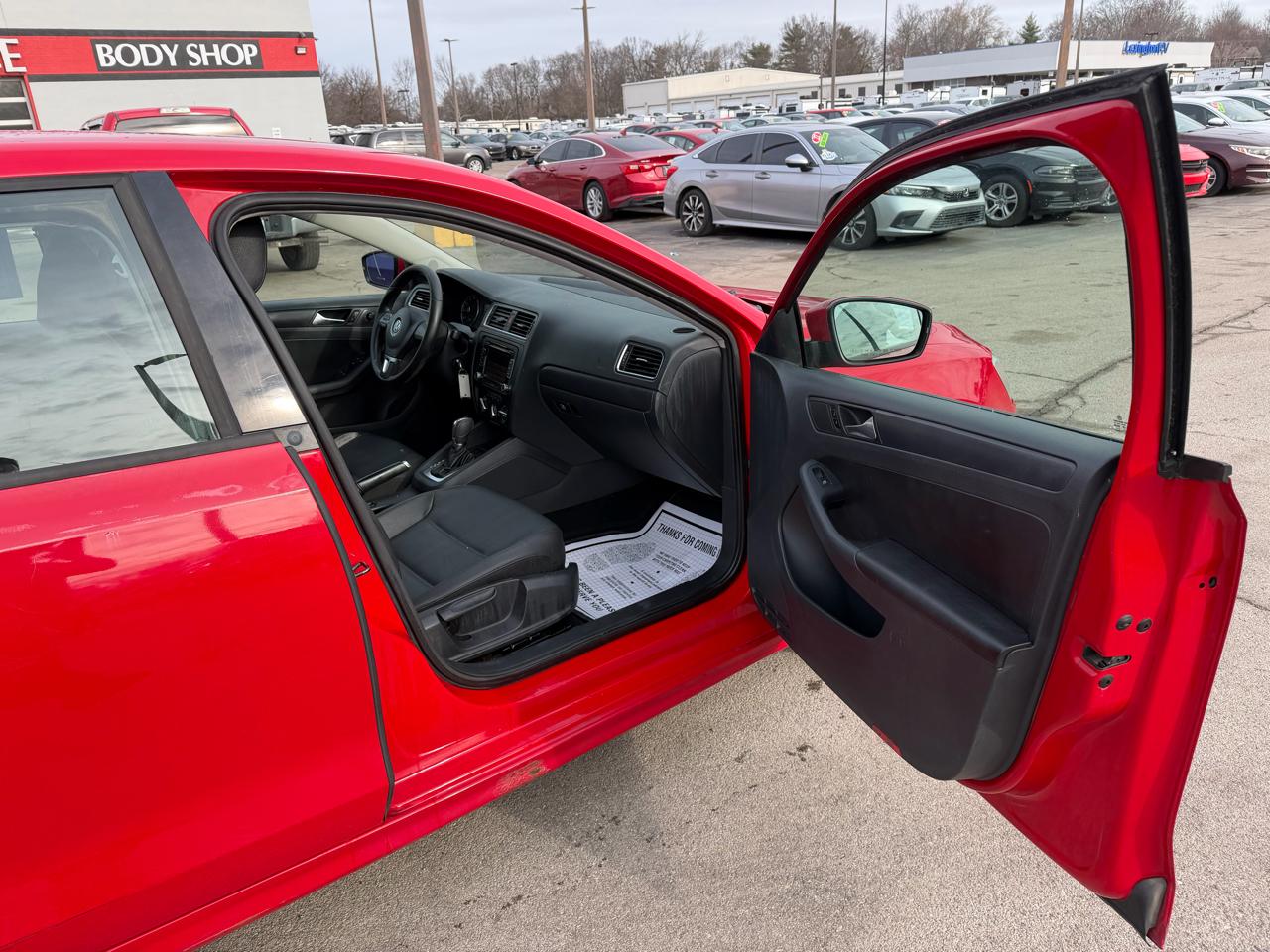 Volkswagen Jetta Sedan 4dr Auto SE 2012