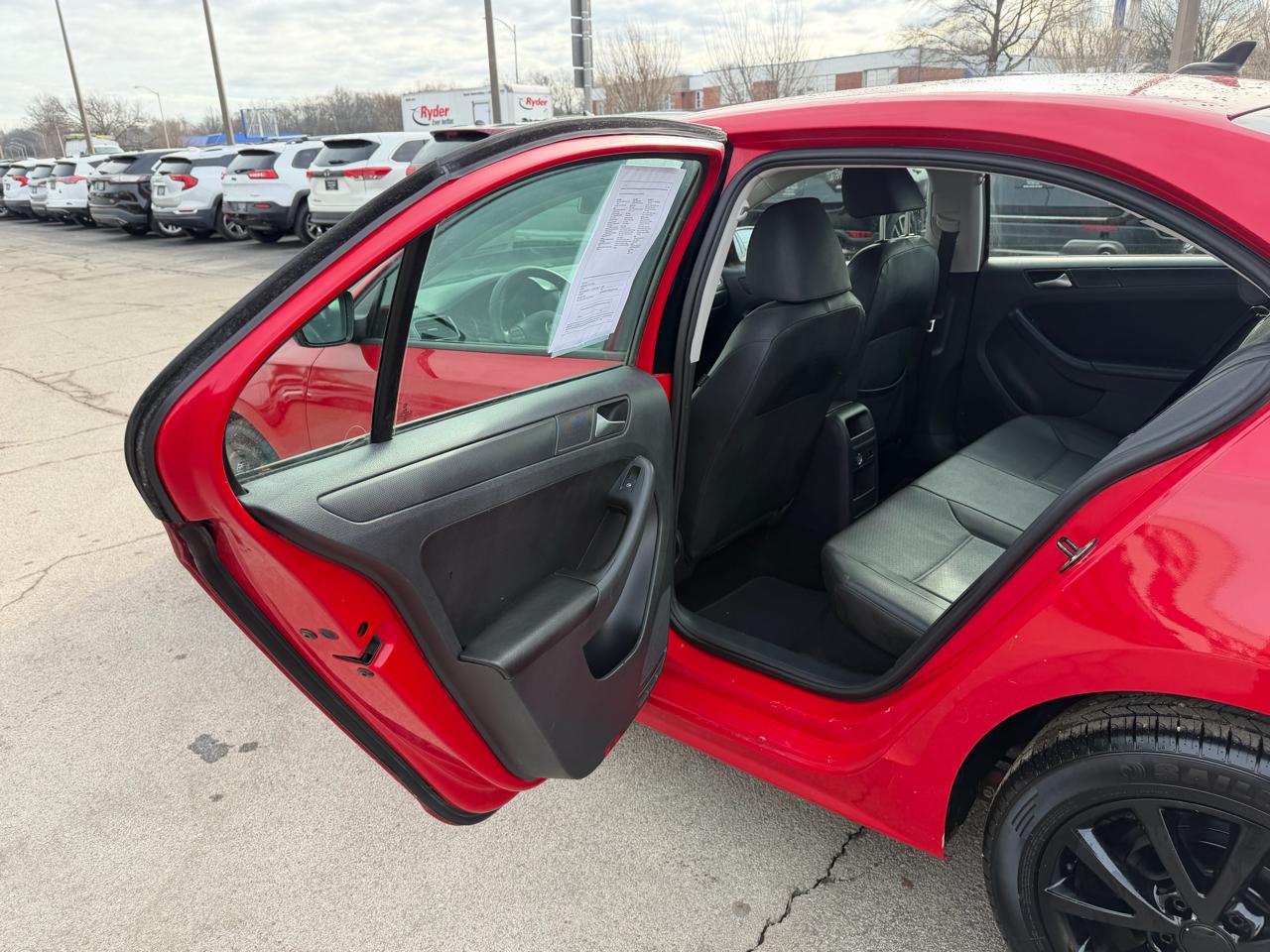 Volkswagen Jetta Sedan 4dr Auto SE 2012