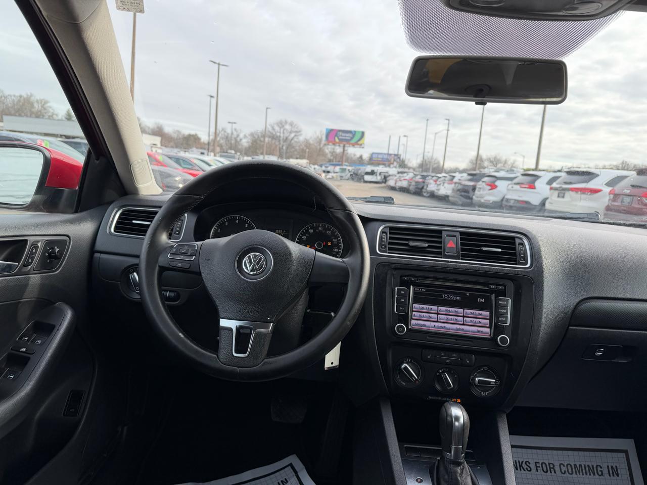 Volkswagen Jetta Sedan 4dr Auto SE 2012