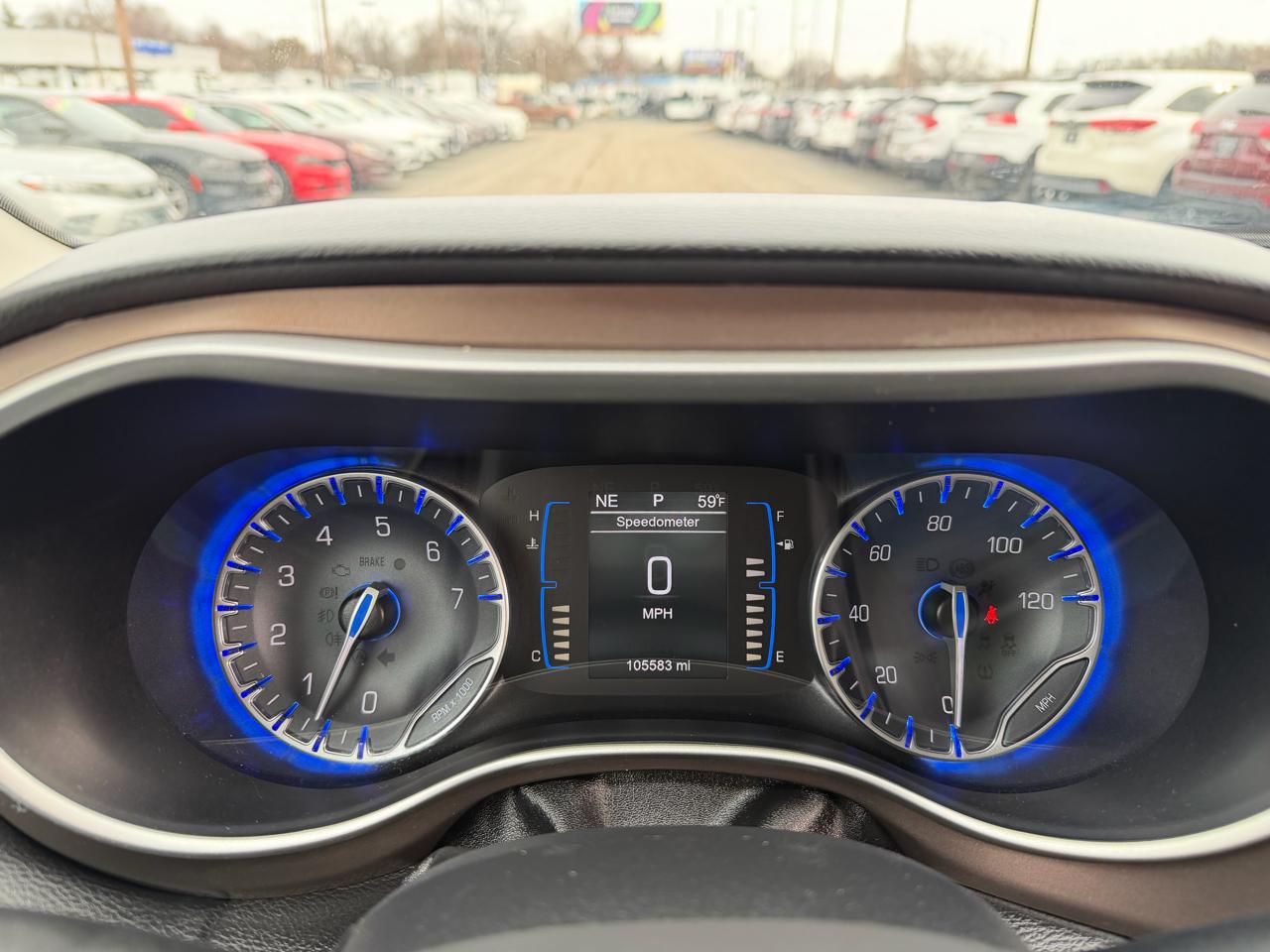 Chrysler Pacifica LX 2017