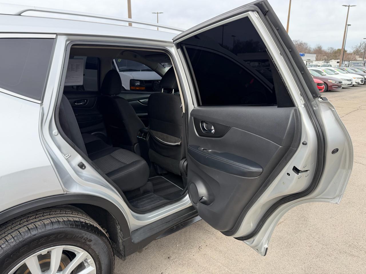 Nissan Rogue SV 2020