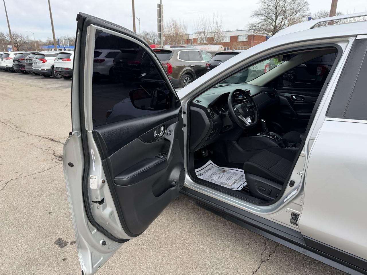 Nissan Rogue SV 2020