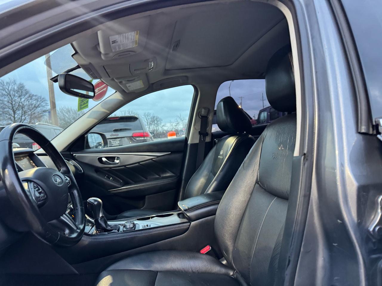 Infiniti Q50 4dr Sdn Premium AWD 2014