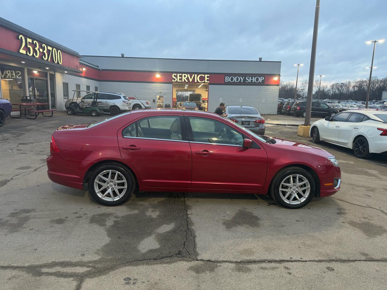 Ford Fusion 4dr Sdn SEL FWD 2010