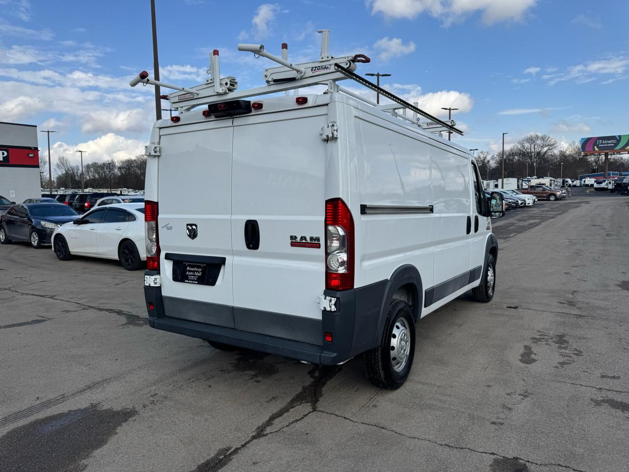 RAM ProMaster Cargo Van 1500 Low Roof 136" WB 2017