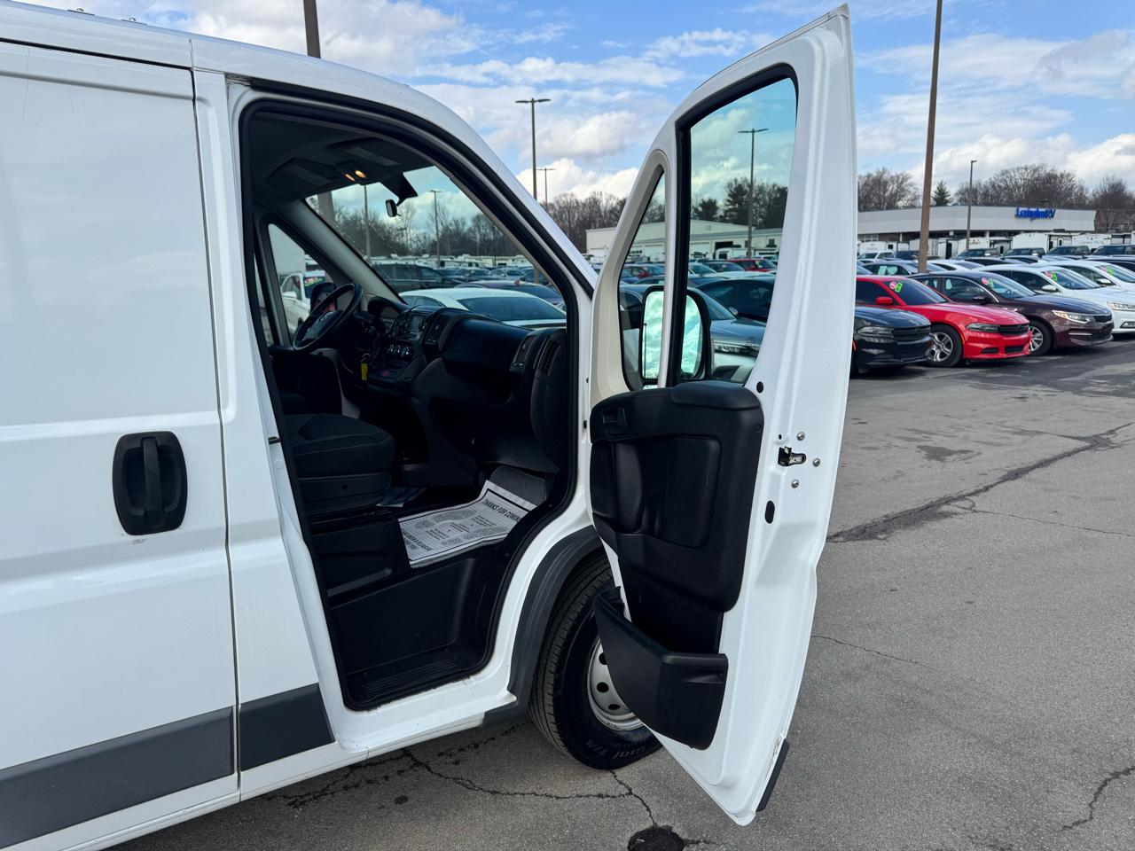 RAM ProMaster Cargo Van 1500 Low Roof 136" WB 2017