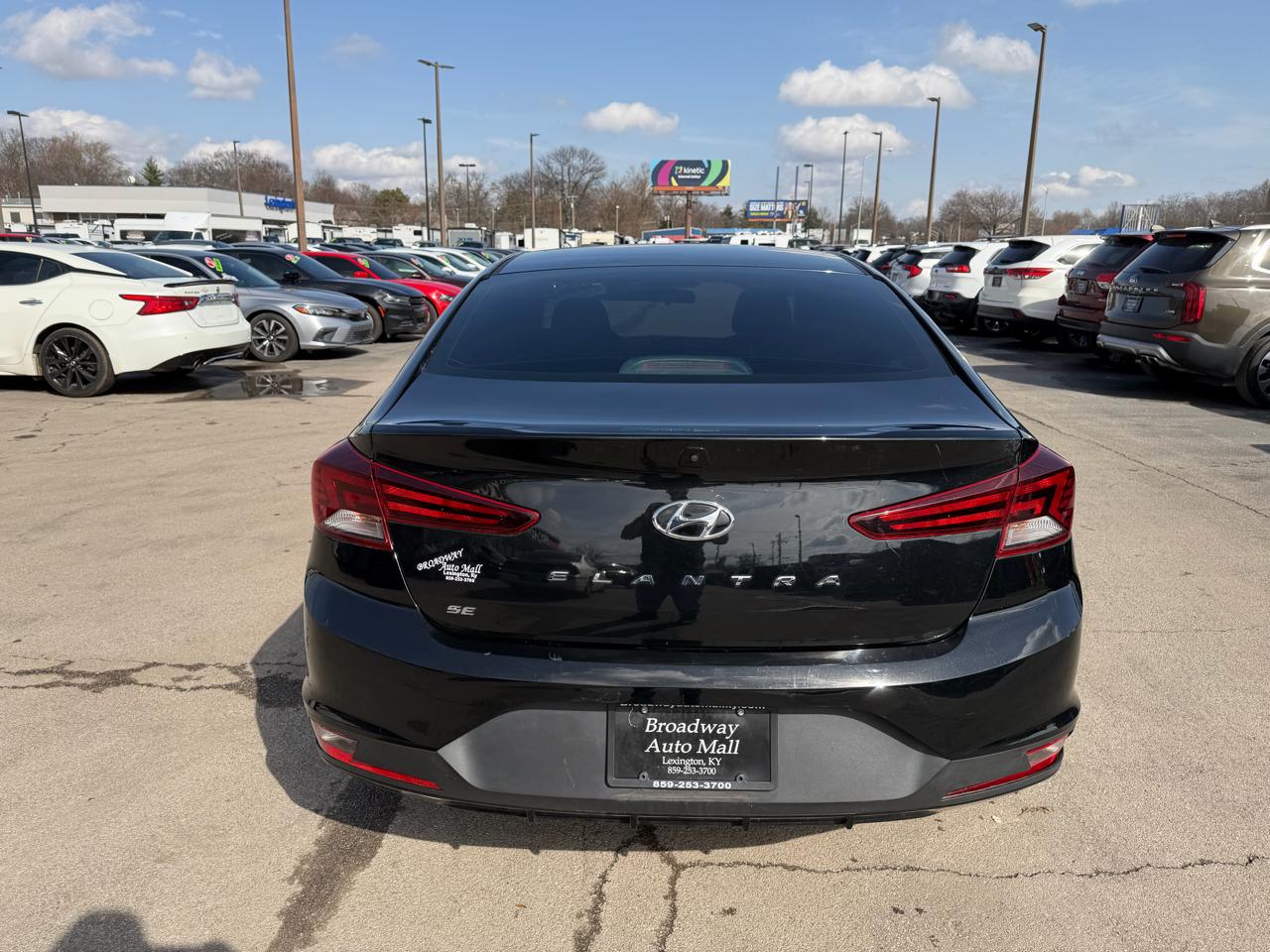 Hyundai Elantra SE 2019