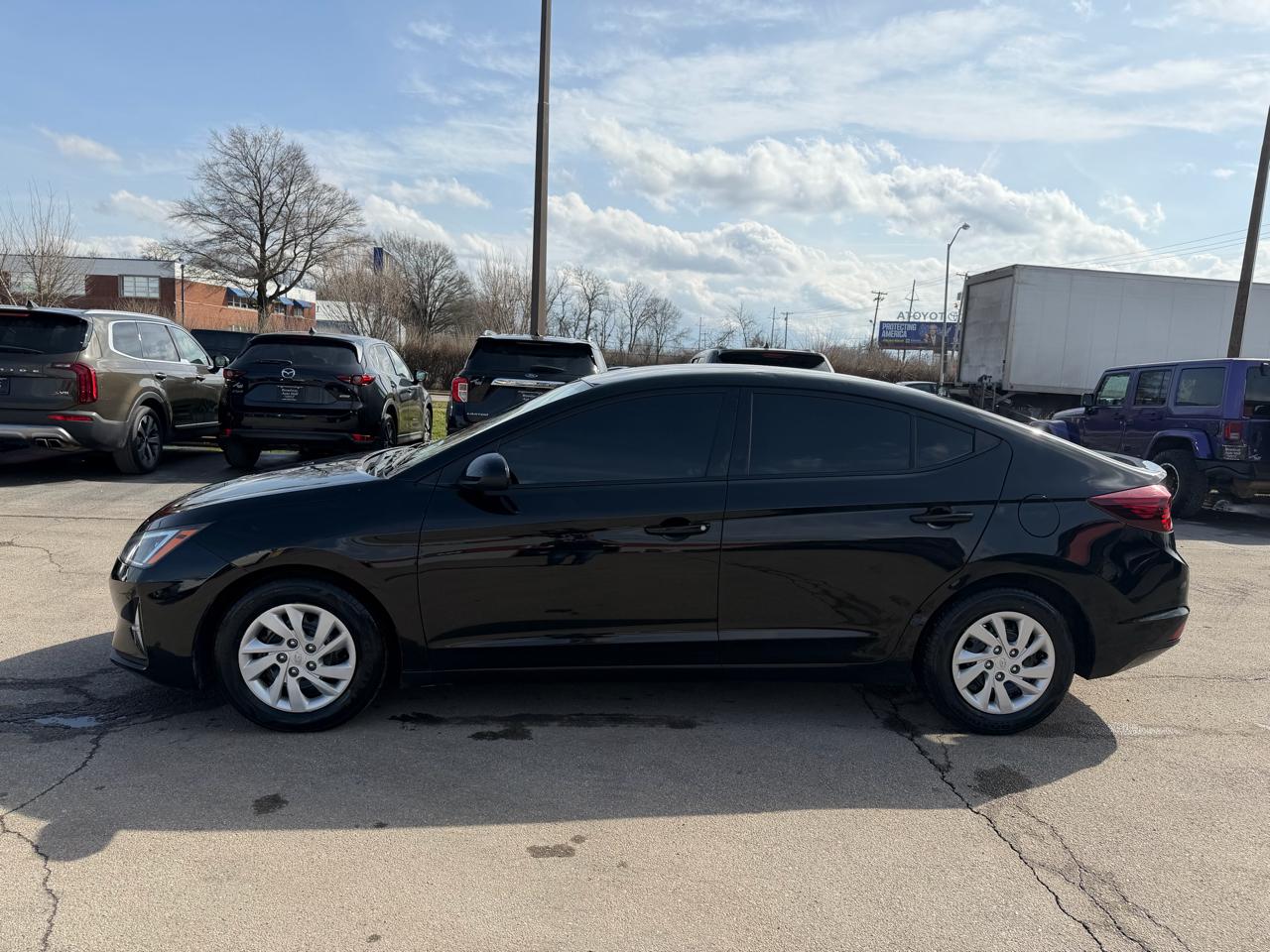 Hyundai Elantra SE 2019