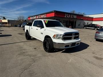 2018 RAM 1500 SLT Crew Cab