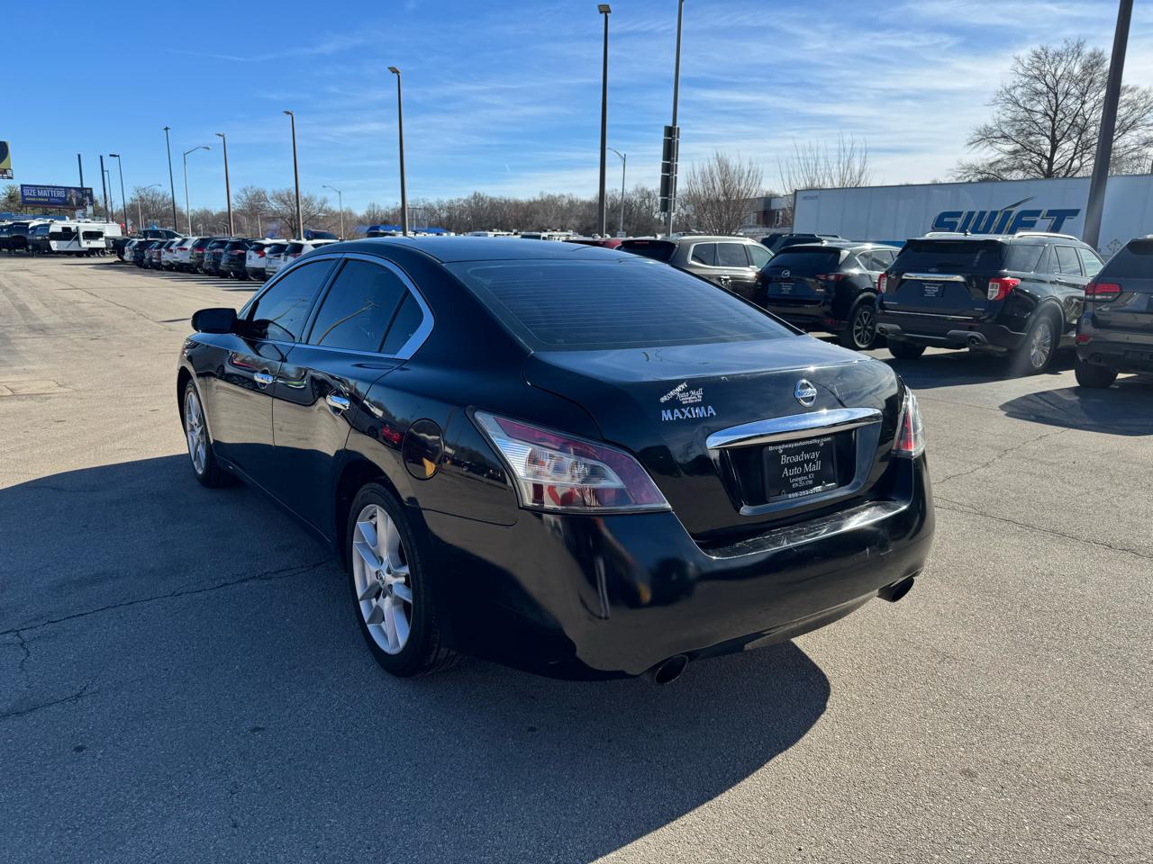 Nissan Maxima 4dr Sdn 3.5 S 2014