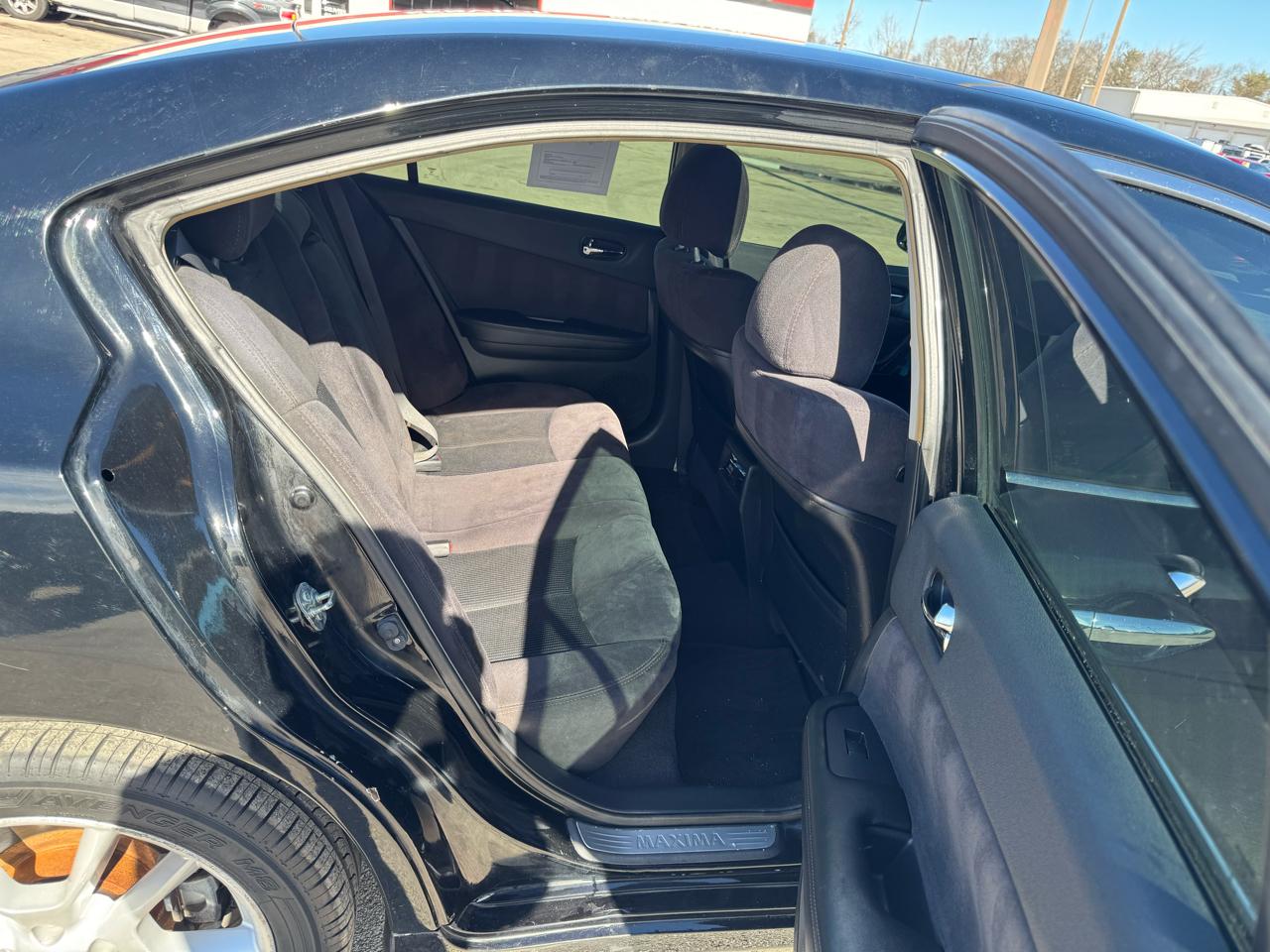 Nissan Maxima 4dr Sdn 3.5 S 2014