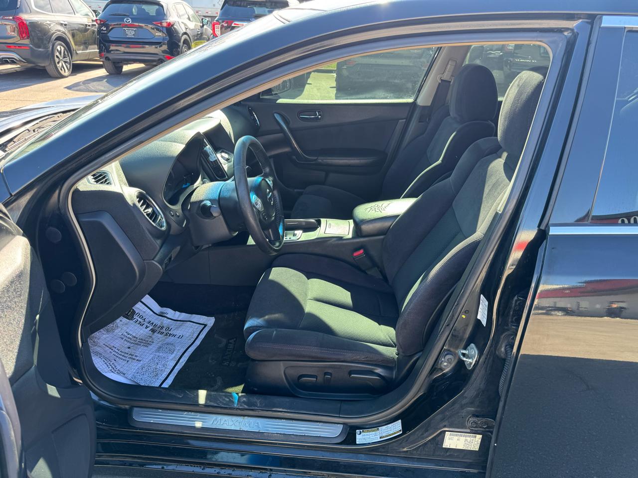 Nissan Maxima 4dr Sdn 3.5 S 2014