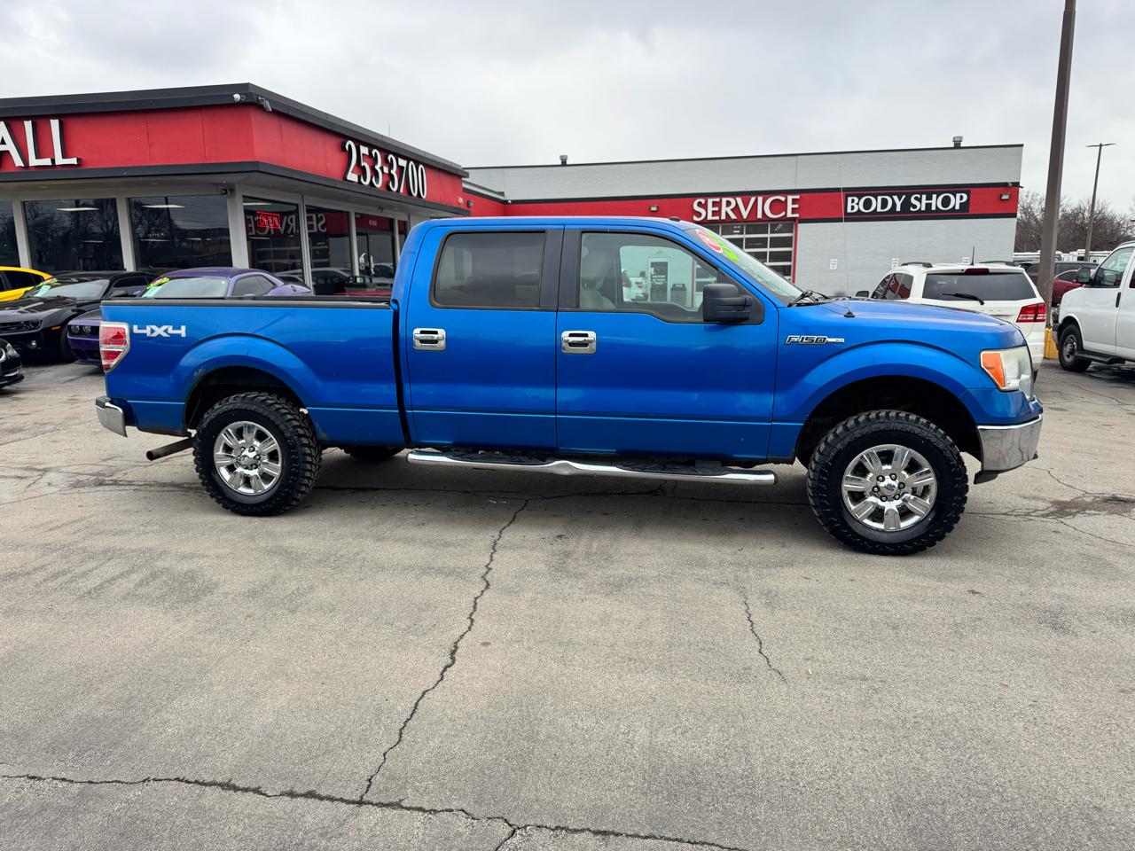 Ford F-150 4WD SuperCrew 145" XLT 2009