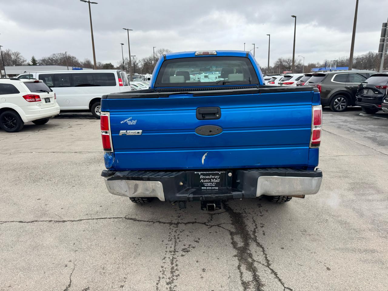 Ford F-150 4WD SuperCrew 145" XLT 2009