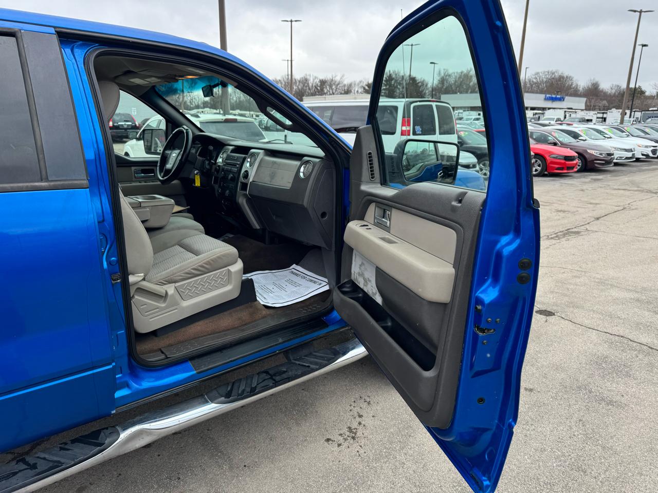 Ford F-150 4WD SuperCrew 145" XLT 2009