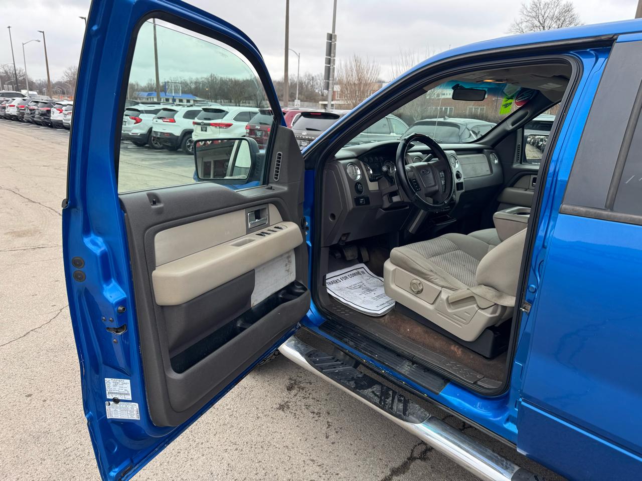 Ford F-150 4WD SuperCrew 145" XLT 2009