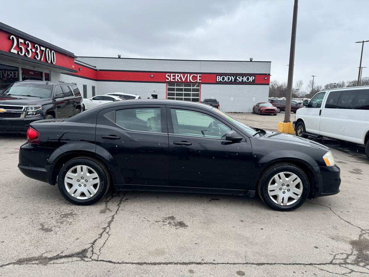 Dodge Avenger 4dr Sdn SE 2013