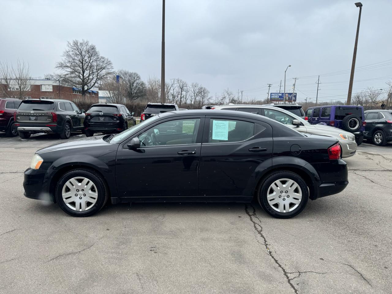 Dodge Avenger 4dr Sdn SE 2013