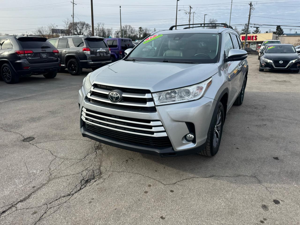 Toyota Highlander XLE V6 AWD (Natl) 2017