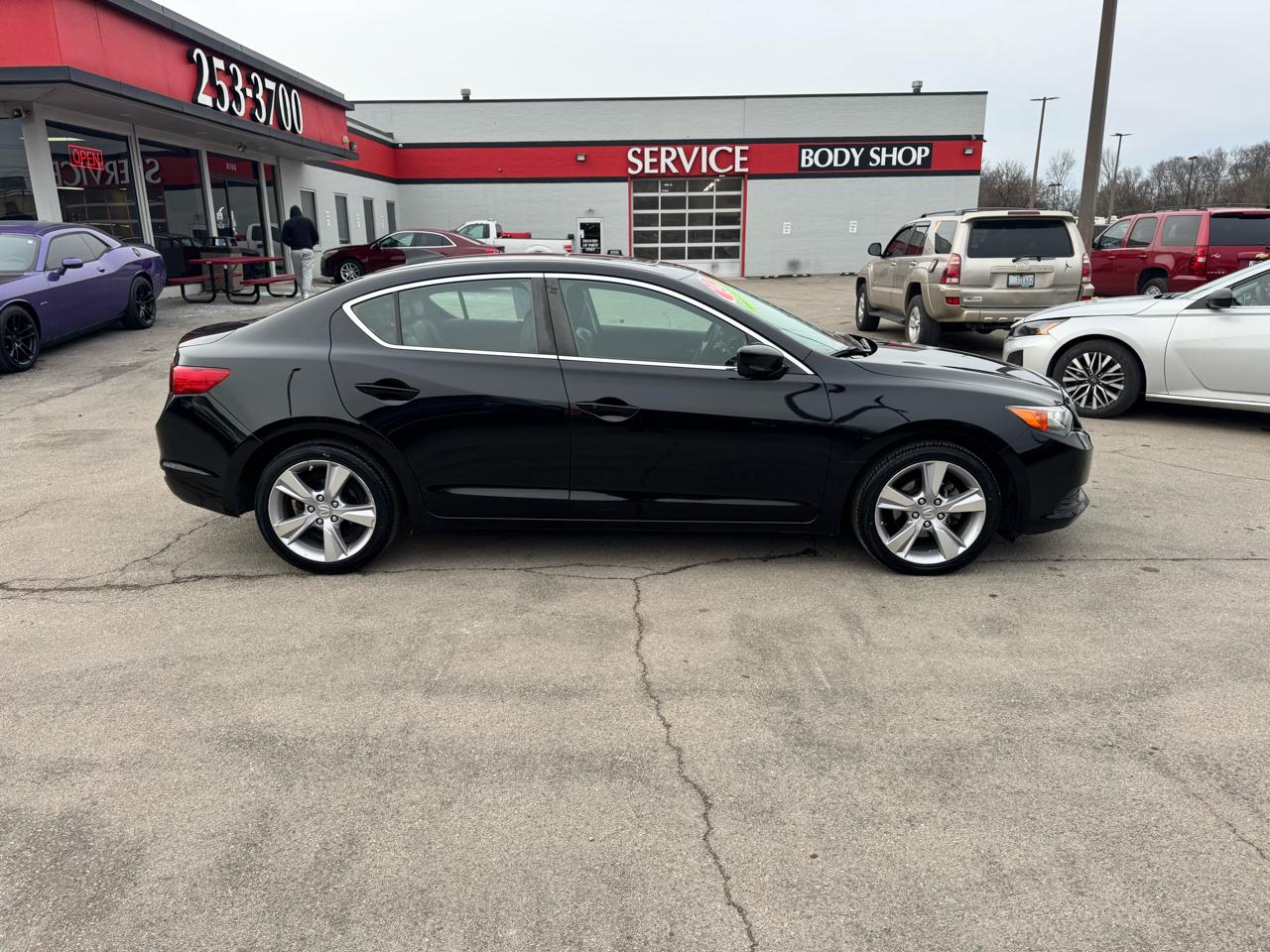 Acura ILX 4dr Sdn 2.0L 2014