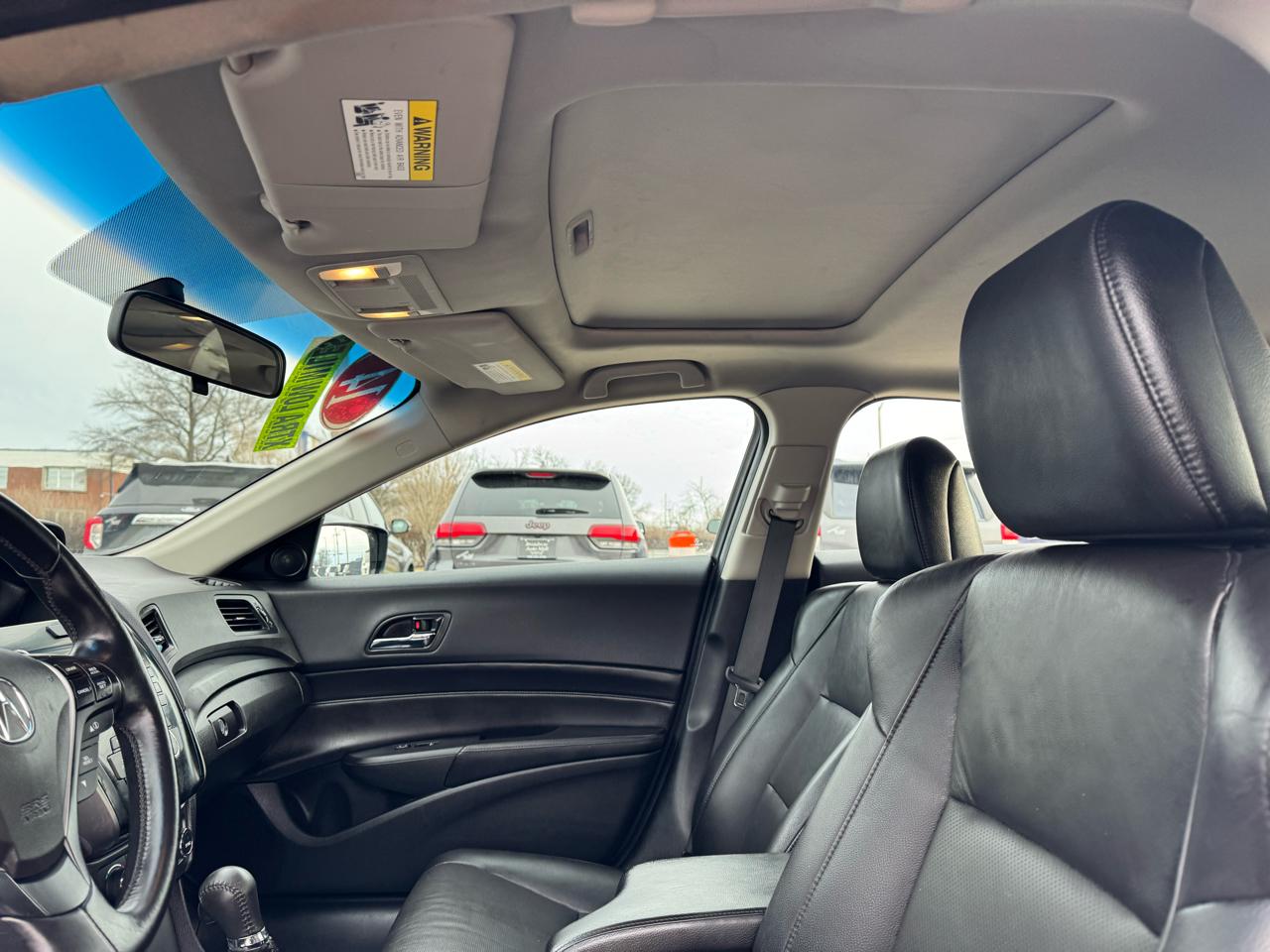 Acura ILX 4dr Sdn 2.0L 2014