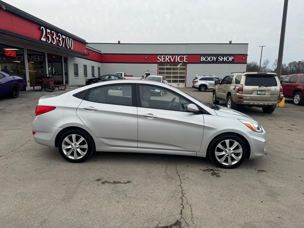 Hyundai Accent 4dr Sdn Auto GLS 2014