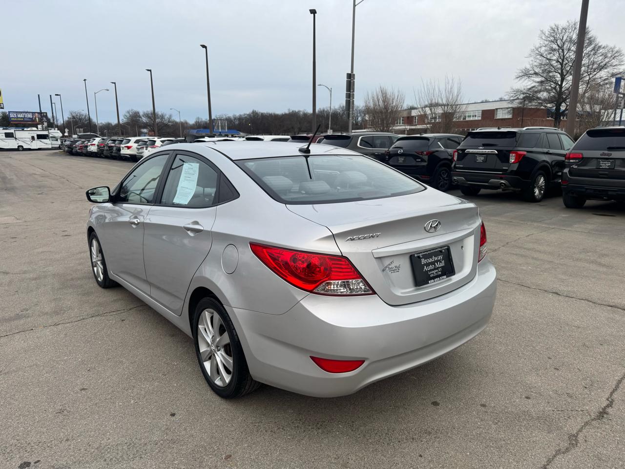 Hyundai Accent 4dr Sdn Auto GLS 2014