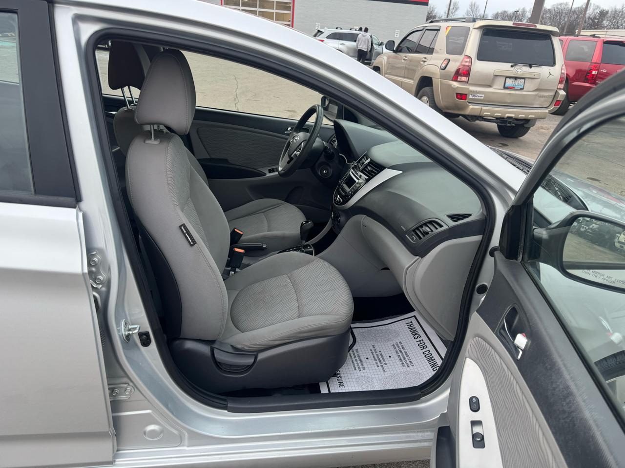 Hyundai Accent 4dr Sdn Auto GLS 2014