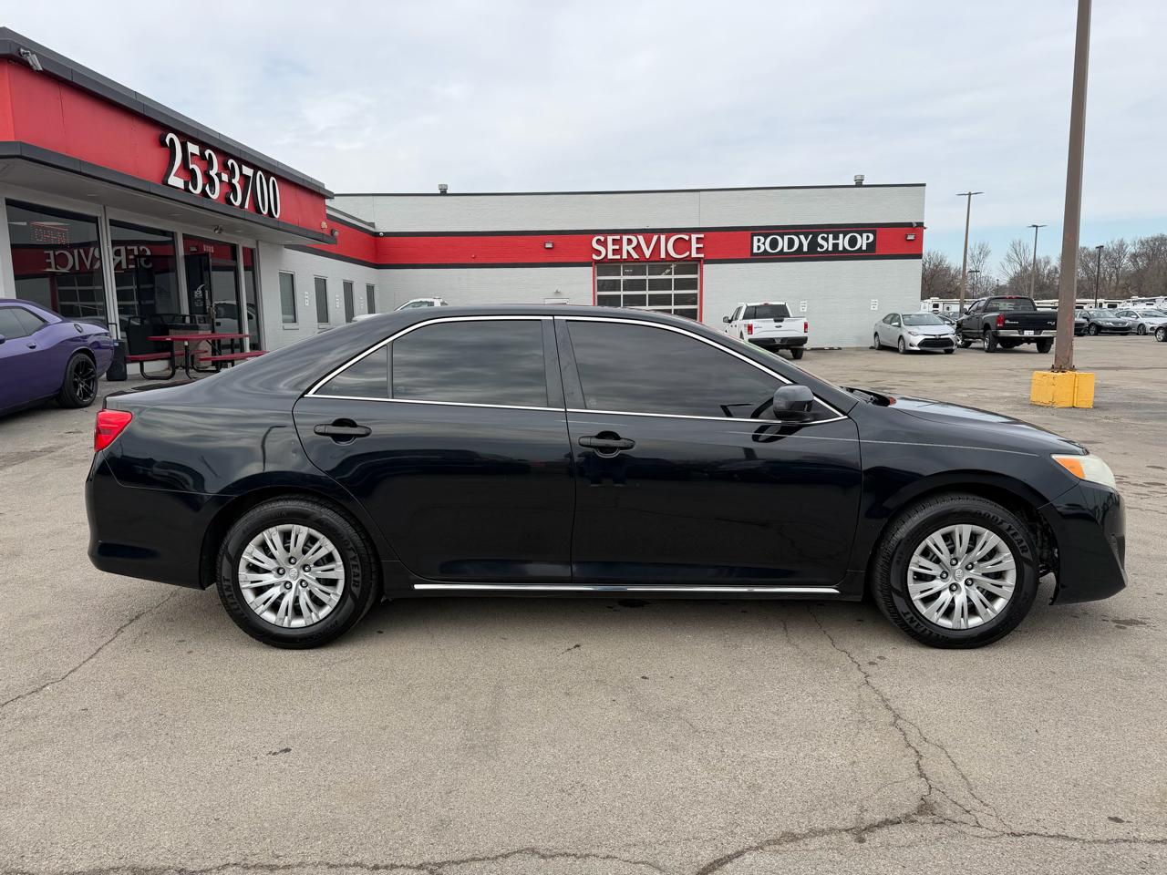 Toyota Camry LE 2014