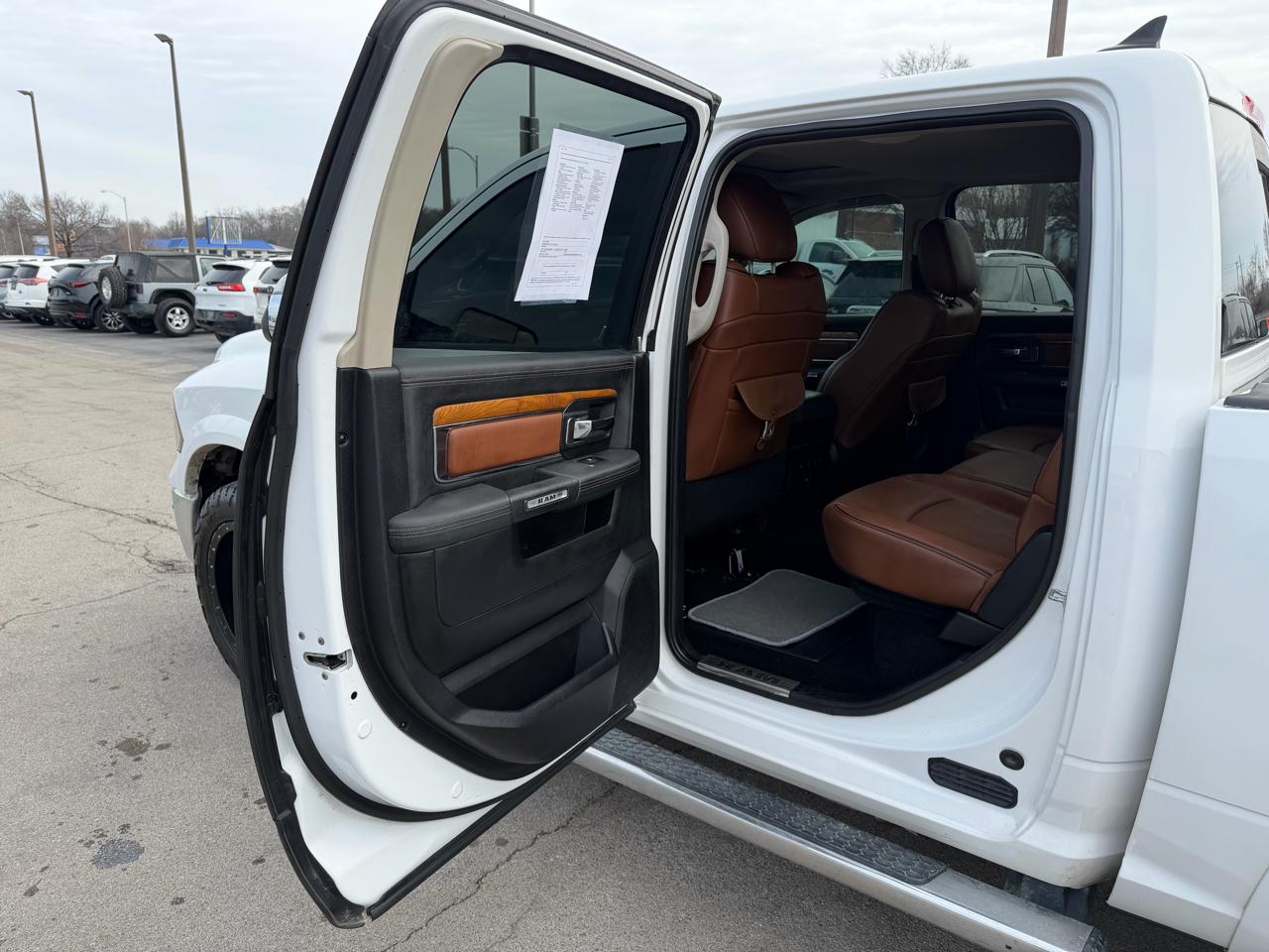 RAM 1500 4WD Crew Cab 140.5" Longhorn 2014