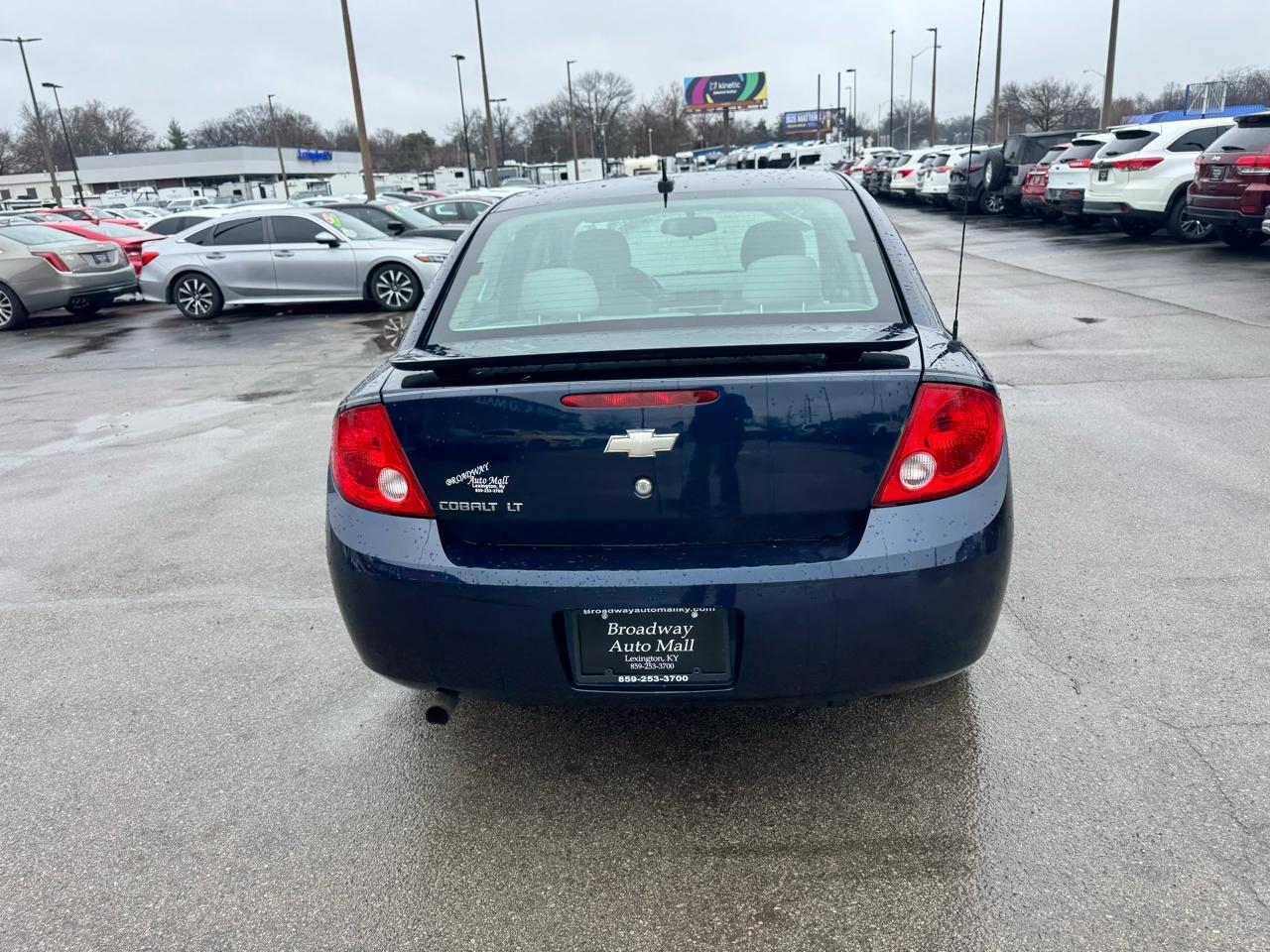Chevrolet Cobalt 4dr Sdn LT w/1LT 2010