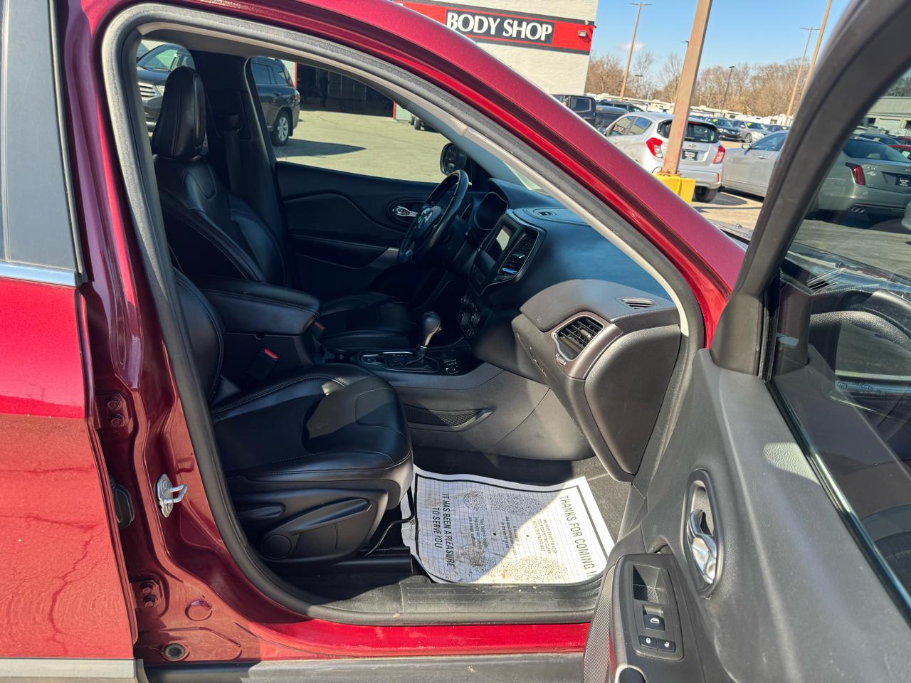 Jeep Cherokee Latitude Plus FWD 2019