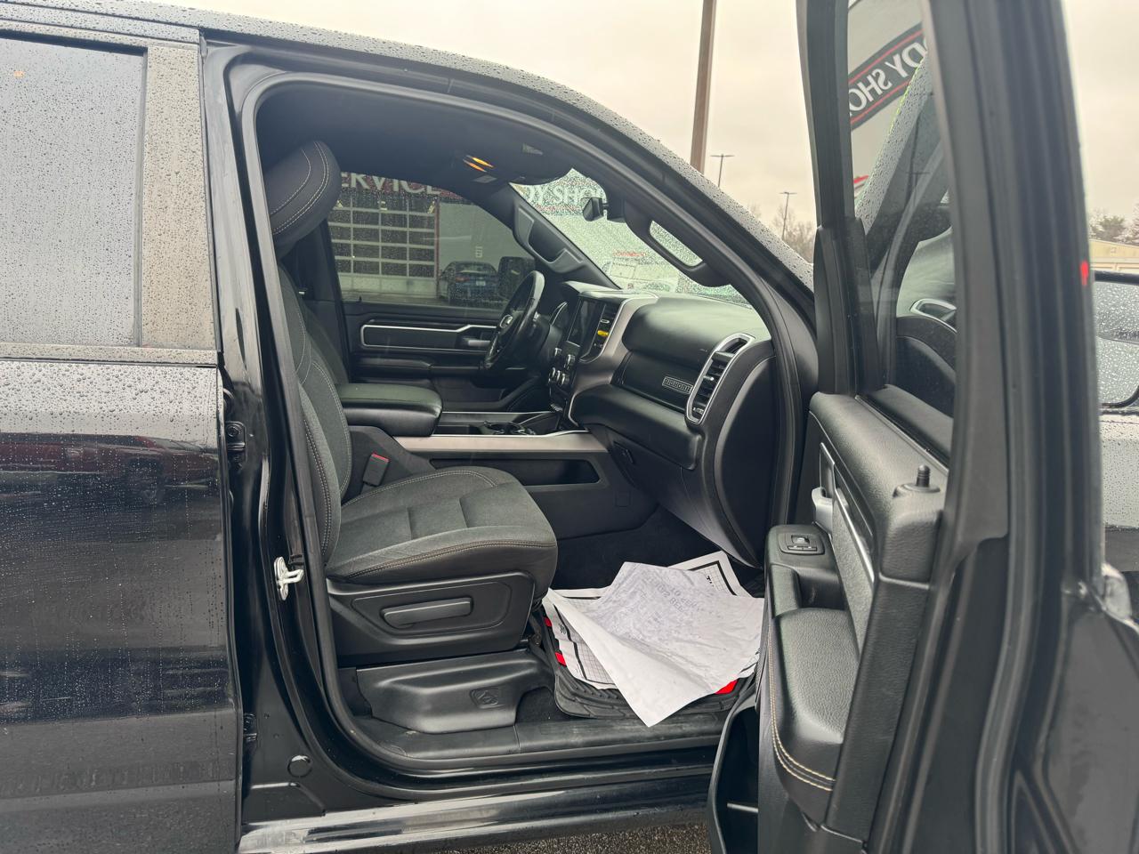 RAM 1500 Big Horn/Lone Star 4x4 Crew Cab 5'7" Box 2019