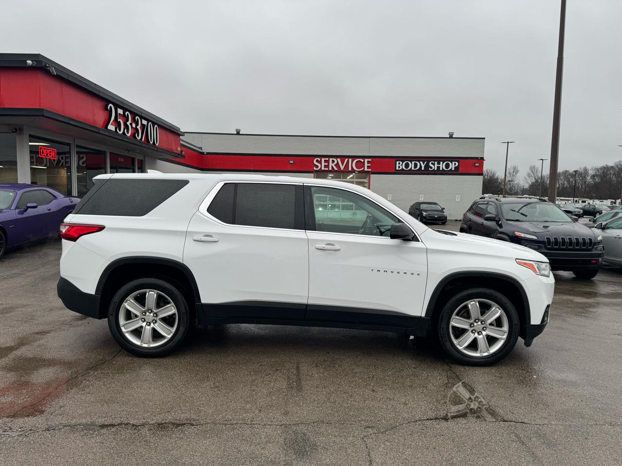Chevrolet Traverse FWD 4dr LS w/1LS 2020