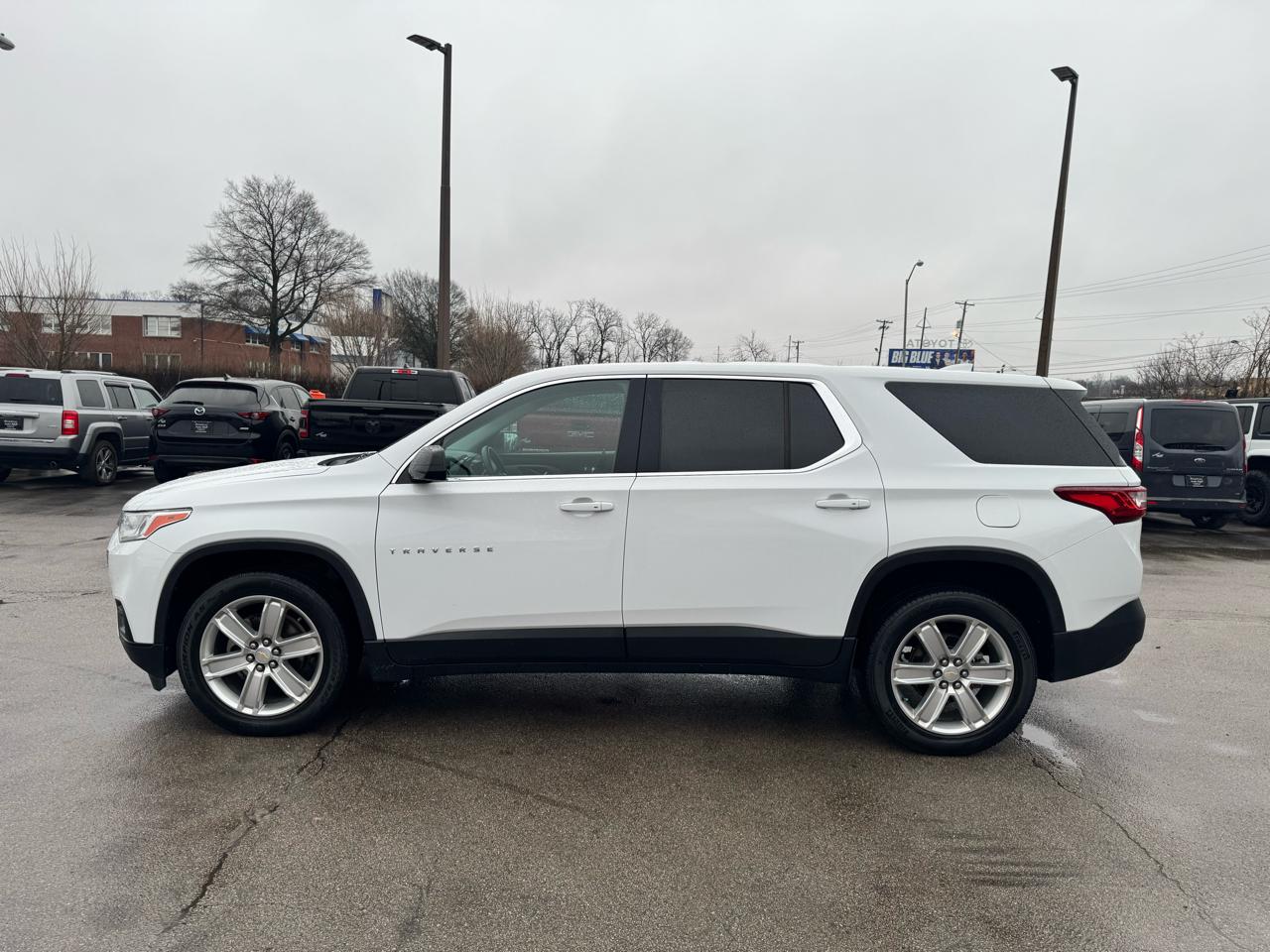 Chevrolet Traverse FWD 4dr LS w/1LS 2020