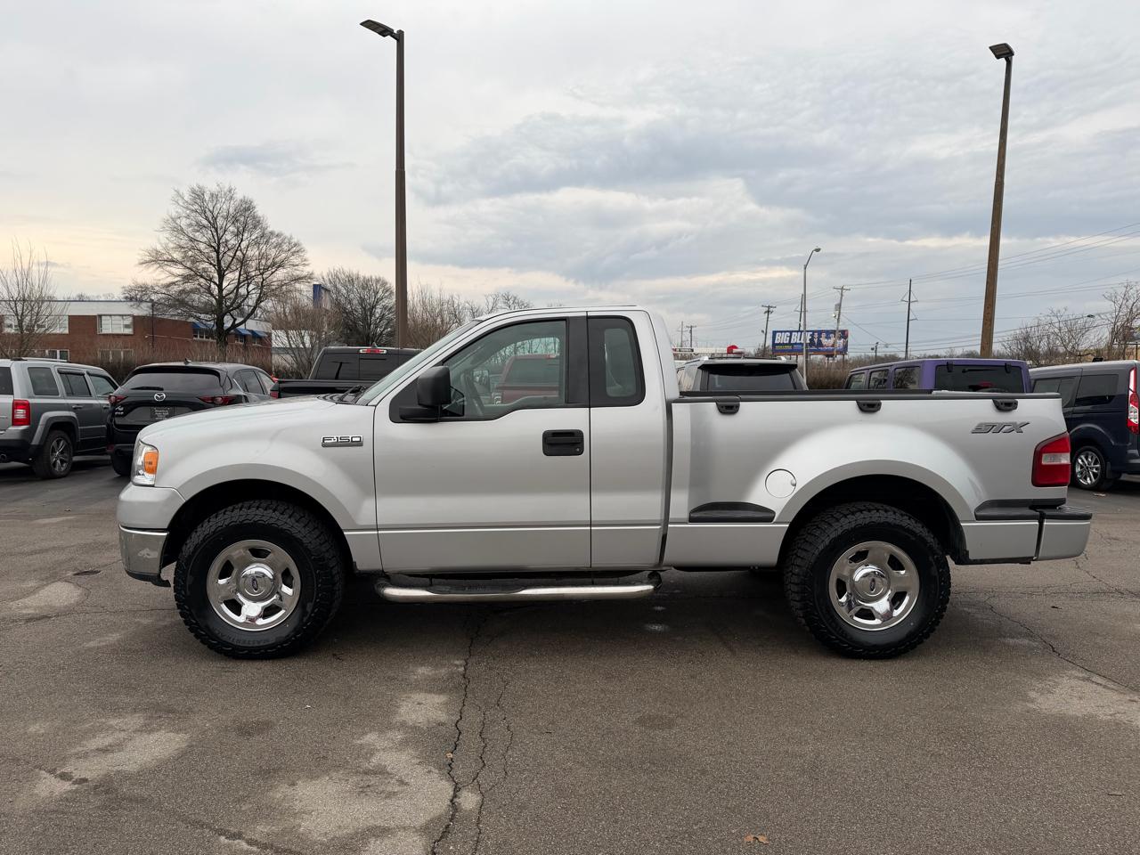 Ford F-150 Reg Cab Flareside 126" XLT 2007