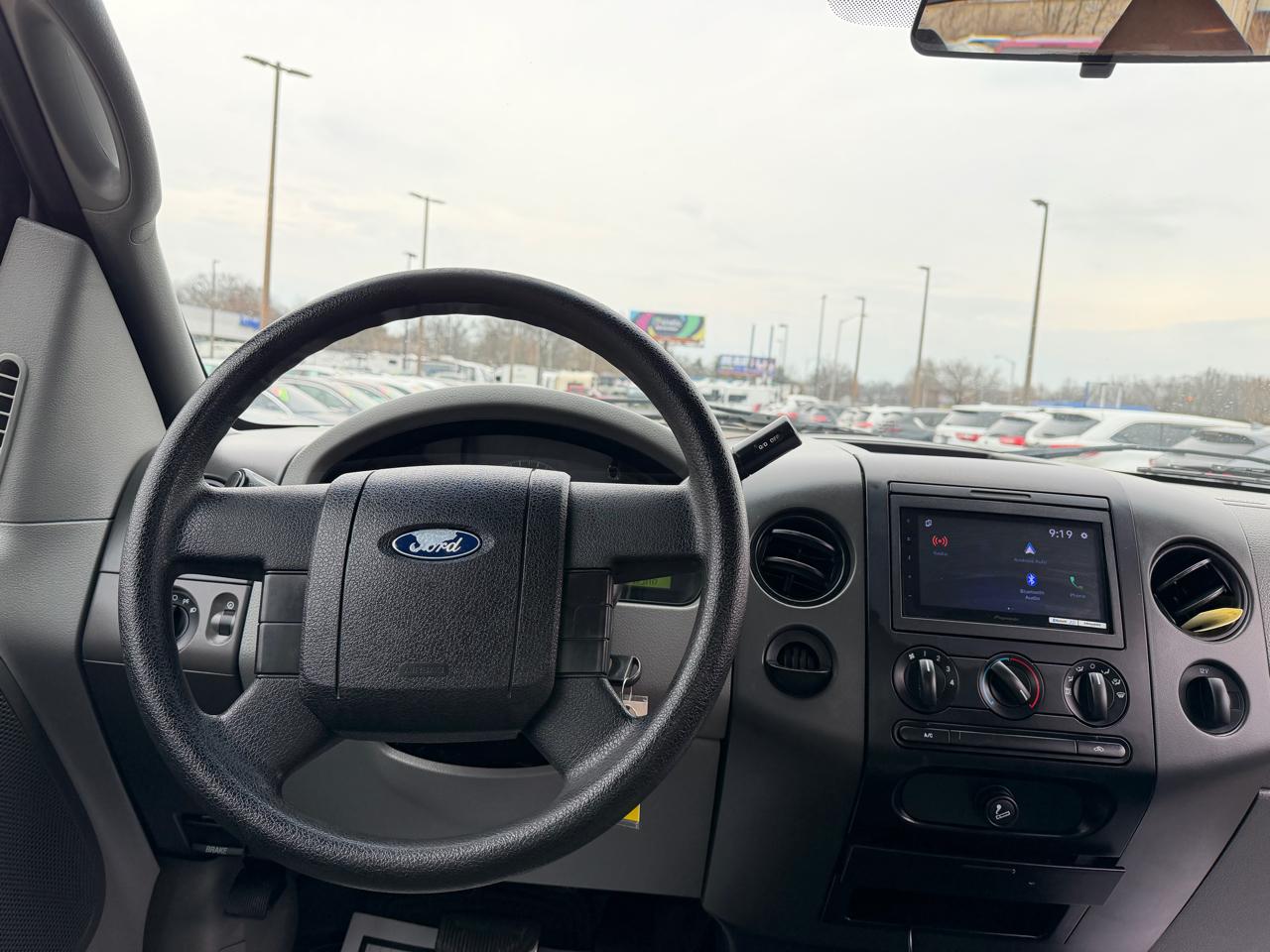 Ford F-150 Reg Cab Flareside 126" XLT 2007