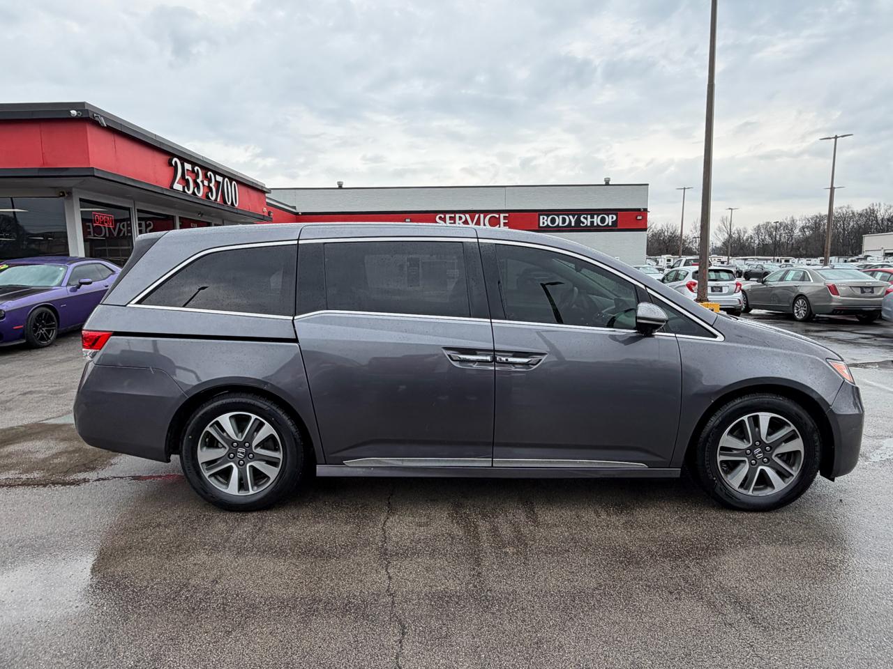Honda Odyssey 5dr Touring 2016
