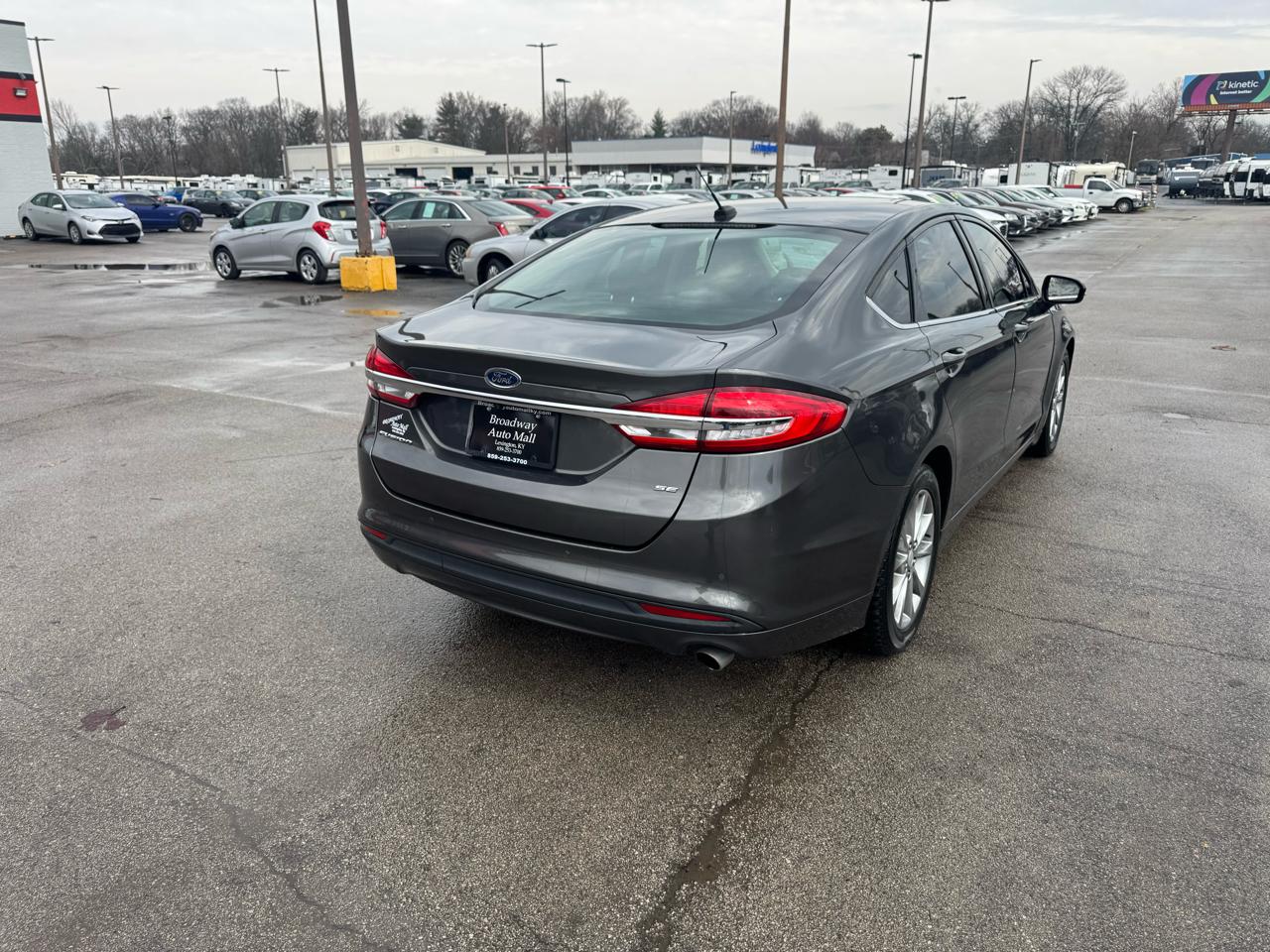 Ford Fusion SE FWD 2017