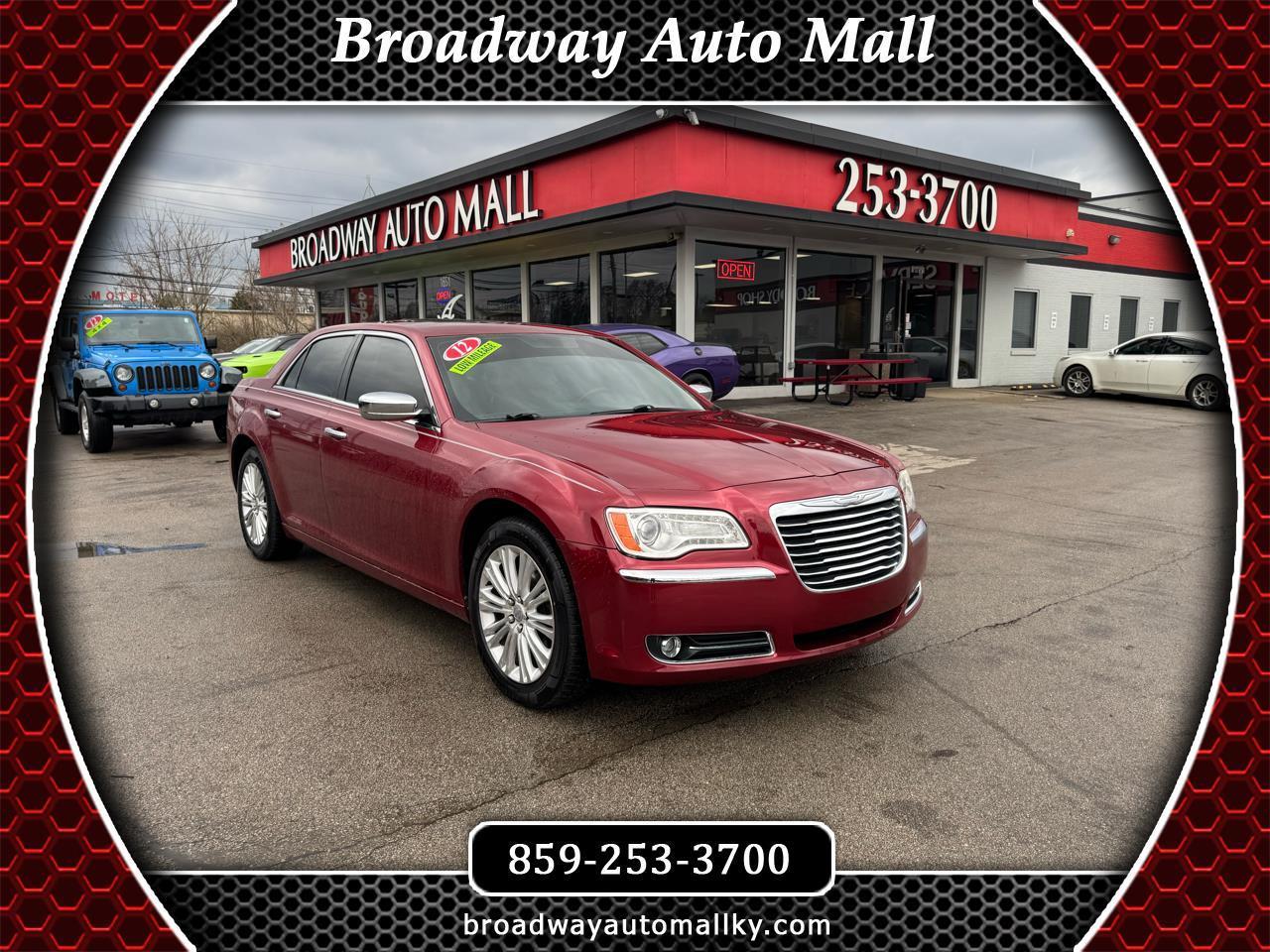 Chrysler 300 4dr Sdn V6 Limited AWD 2012