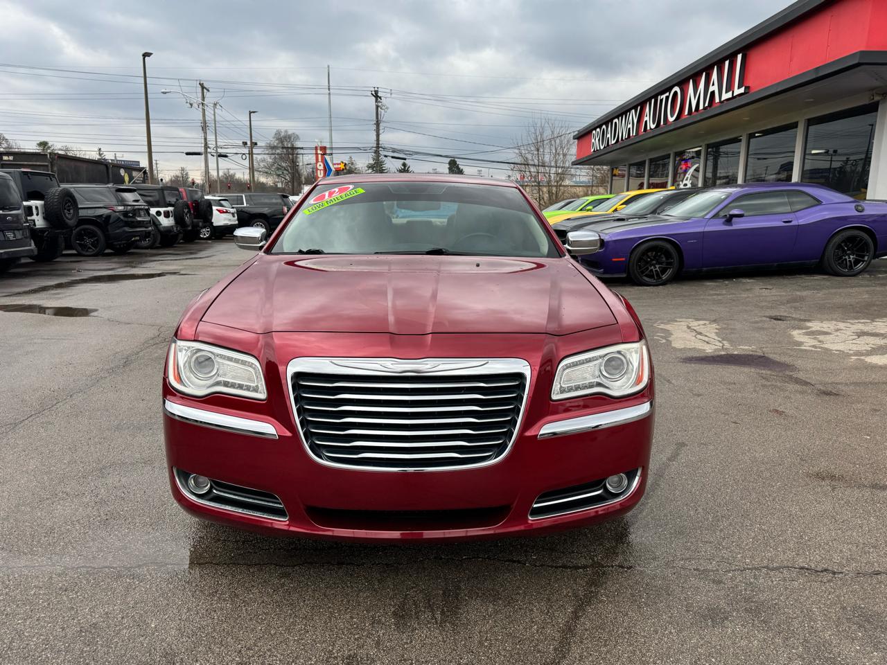 Chrysler 300 4dr Sdn V6 Limited AWD 2012
