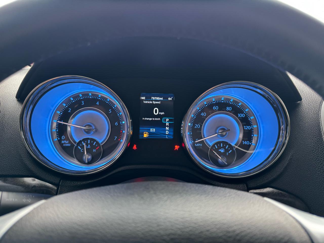 Chrysler 300 4dr Sdn V6 Limited AWD 2012